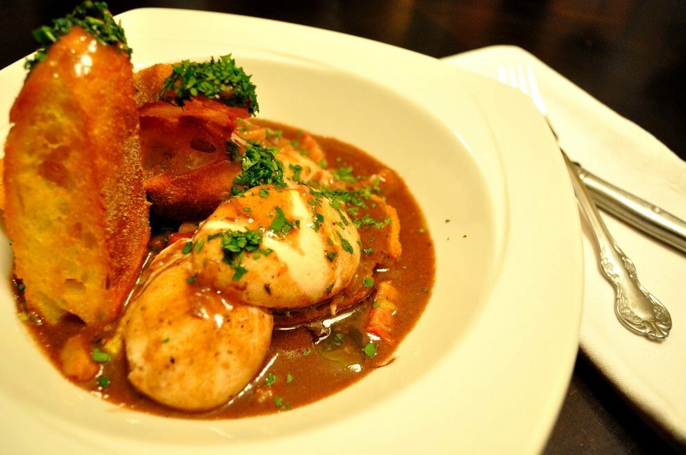Poached Eggs in Red Wine Sauce Oeufs en Meurette Food Gypsy